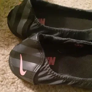 Nike Round Toe Ballet Flats